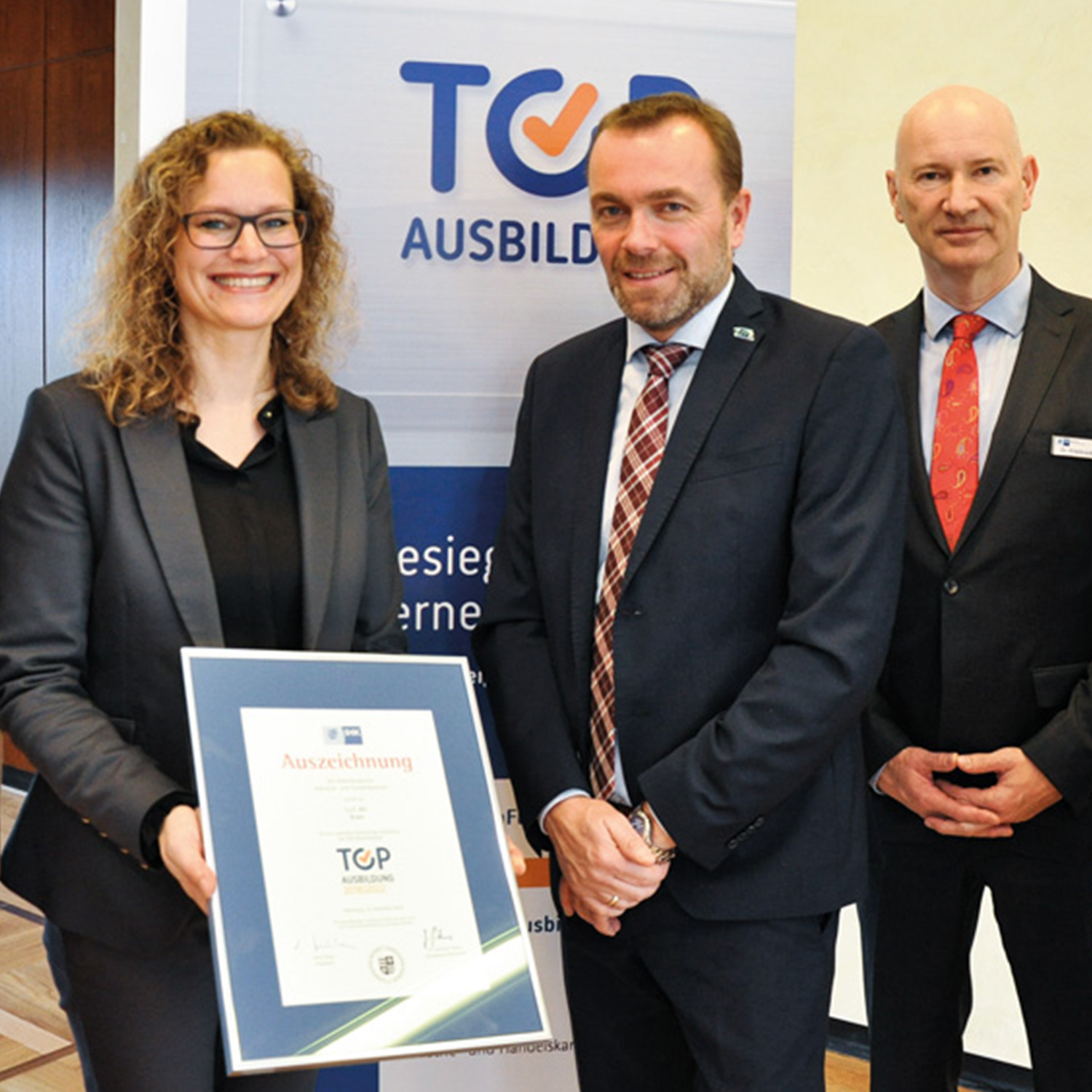 L.I.T. ERHÄLT IHK-QUALITÄTSSIEGEL »TOP AUSBILDUNG«
